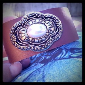 FREE SHIPPING! Trendy! Rare! Vintage Plunder Designs Leather Statement Bracelet!